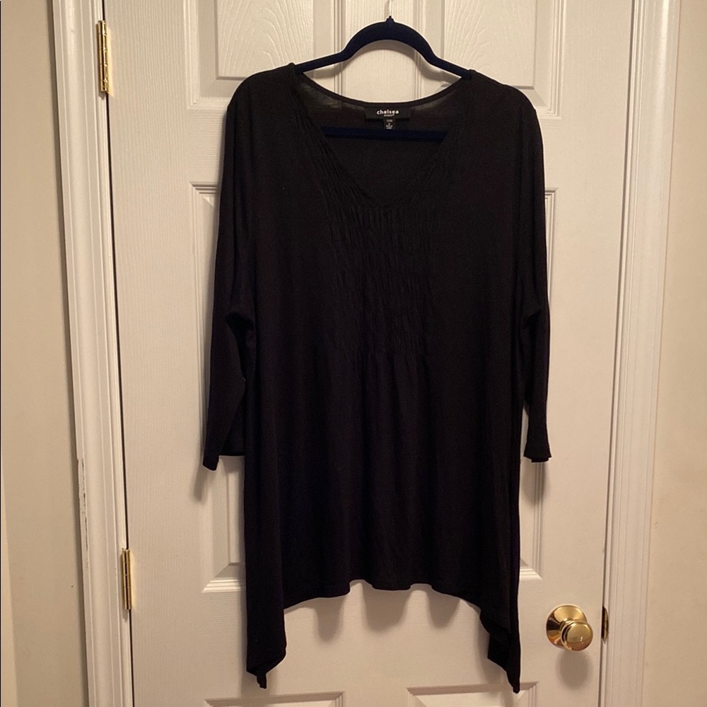 Chelsea Black Asymmetrical Tunic…size 22/24 1X